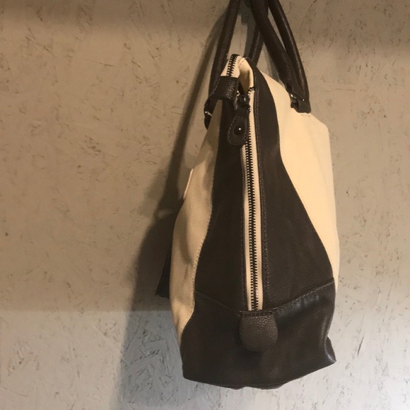 Steve Madden cream and Brown pocketbook (bag T) - Picture 4 of 8